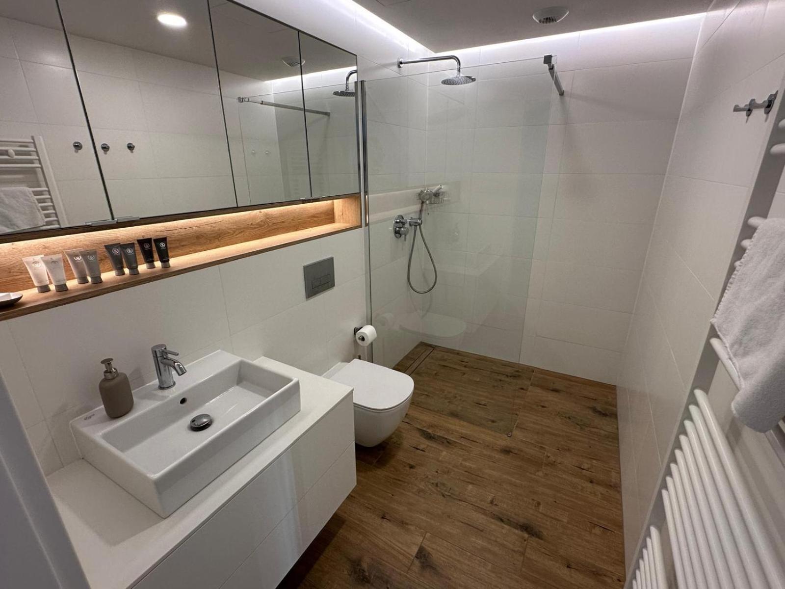 Pinea Apartments Побєрово Екстер'єр фото