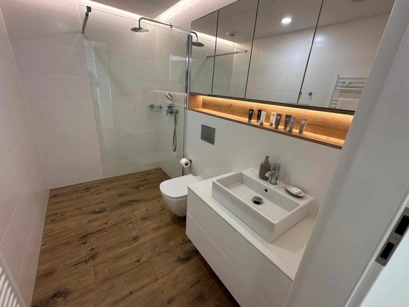 Pinea Apartments Побєрово Екстер'єр фото